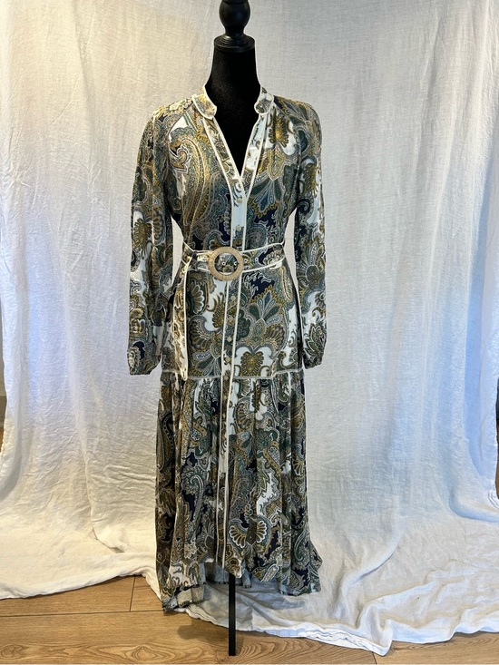 Veronica Beard Dresses & Skirts - Veronica Beard Paisley Long Sleeve Midi Dress in White and Olive